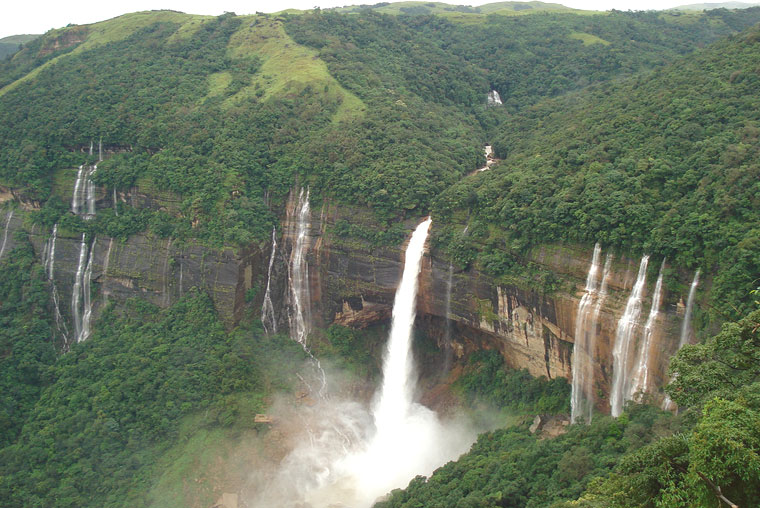Aayush Holidays - Mawsmai Falls in Cherrapunjee, Top Beautiful Waterfalls to visit in Cherrapunjee, Travel Agents for Cherrapunjee Meghalaya, Book Assam Meghalaya Packages from Aayush Holidays, Leading Travel Agent in Siliguri for Assam Meghalaya Arunachal